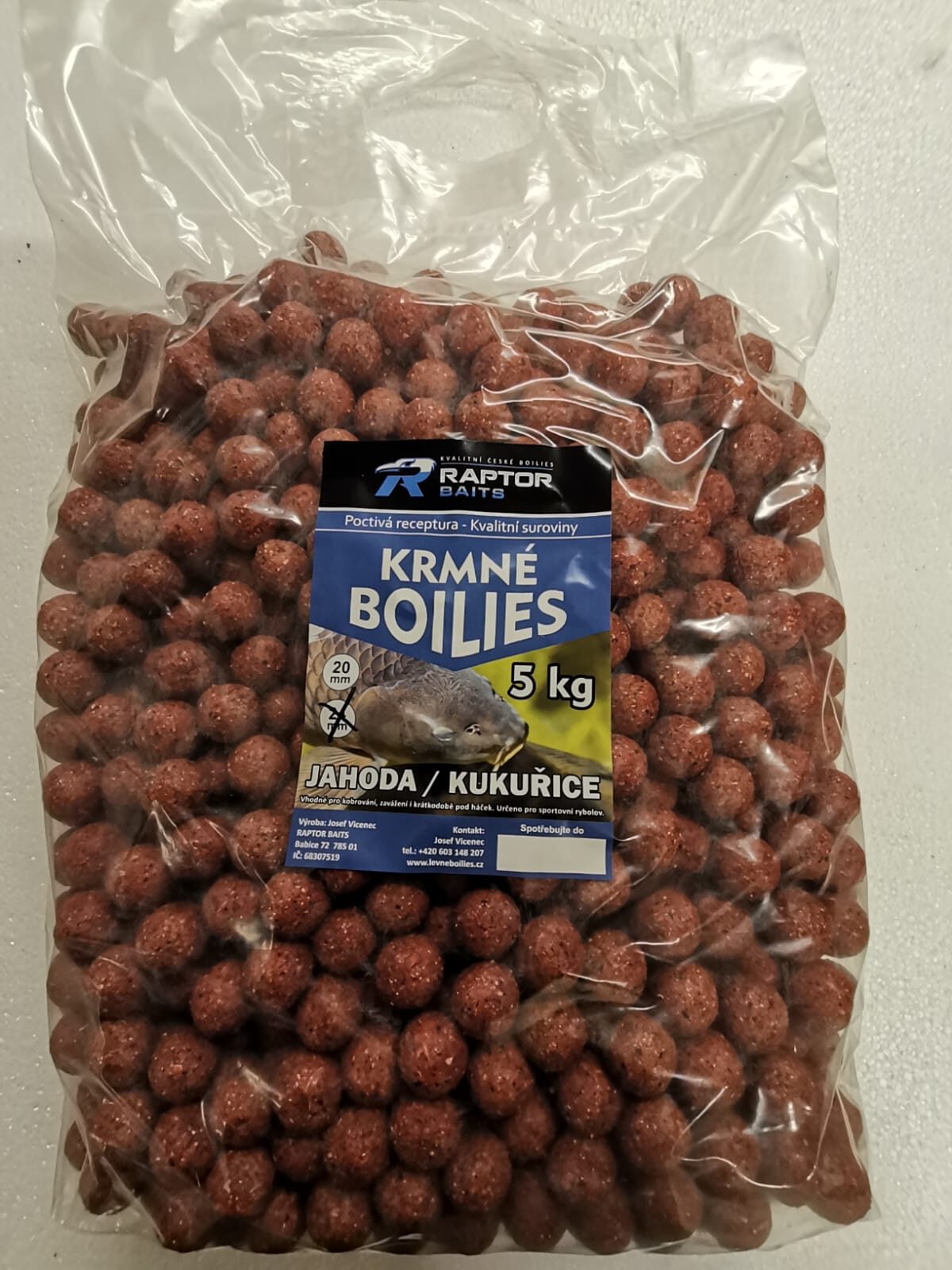 Krmné boilies Jahoda/kukuřice 24 mm 5 kg