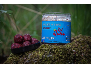 Boilies v dipu Red Queen ( Jahoda + Oliheň ) 20 mm