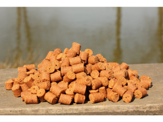 Pelety Crazy Fruit ( Švestka + Chilli ) 12 mm 1 kg